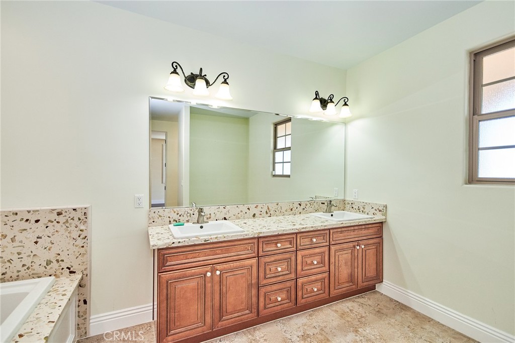 210 S El Morino Street