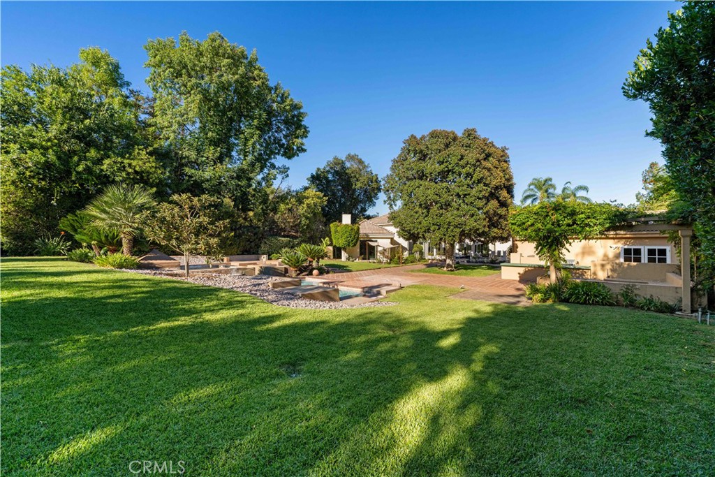 837 El Campo Drive
