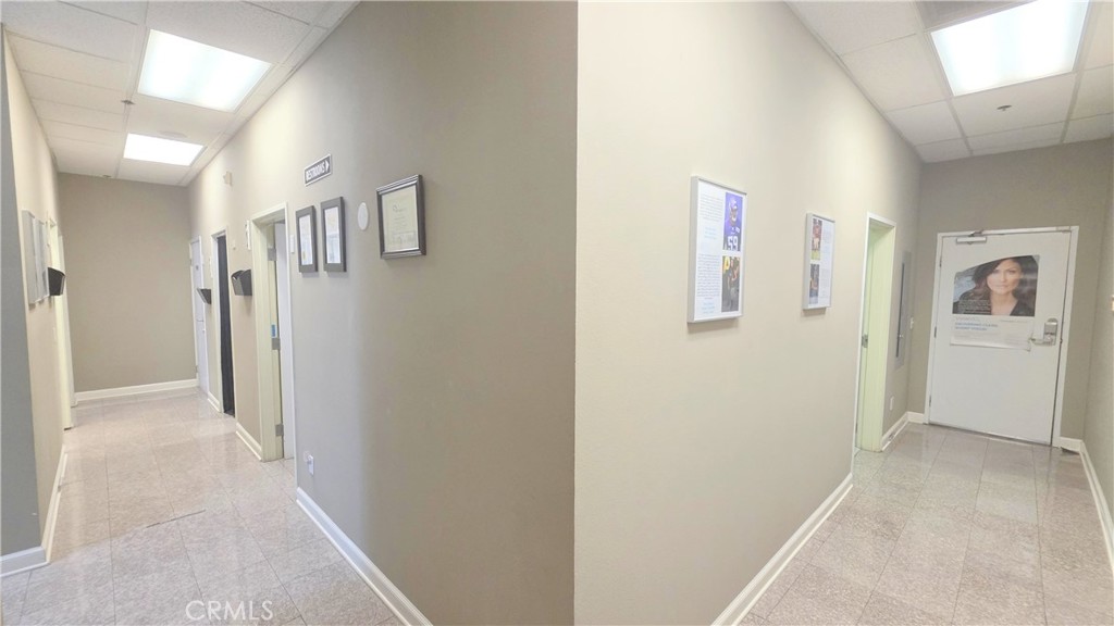 9496 Magnolia Avenue 102B