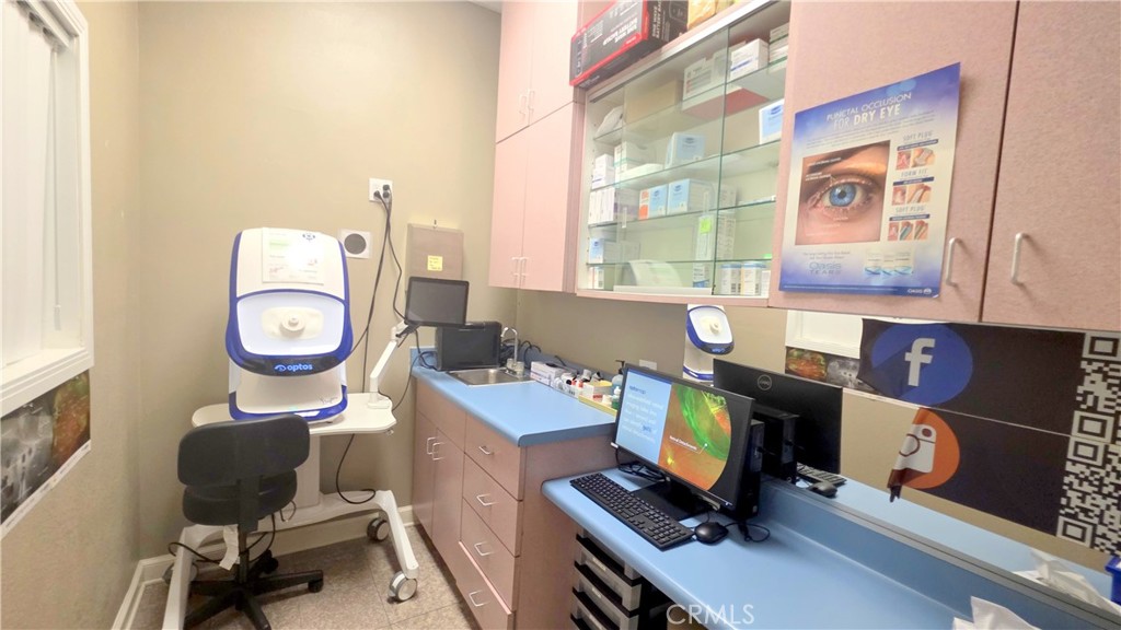 9496 Magnolia Avenue 102B