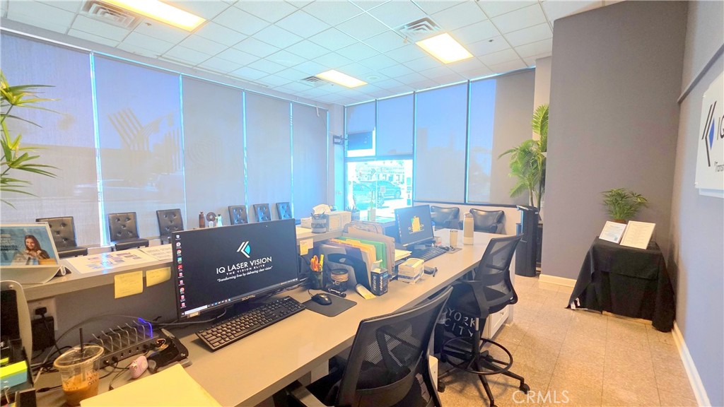 9496 Magnolia Avenue 102B