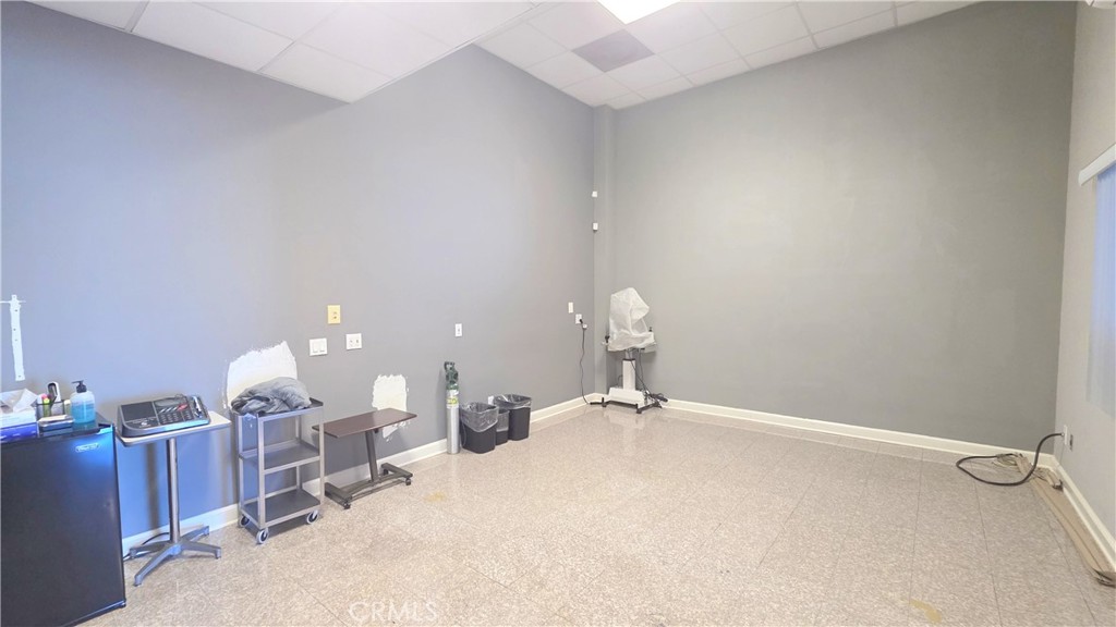 9496 Magnolia Avenue 102B