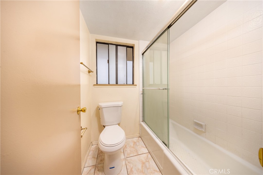 2831 Steeplechase Lane