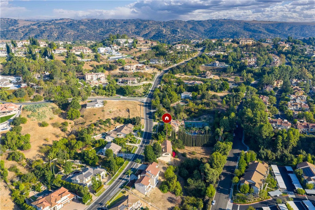 2831 Steeplechase Lane