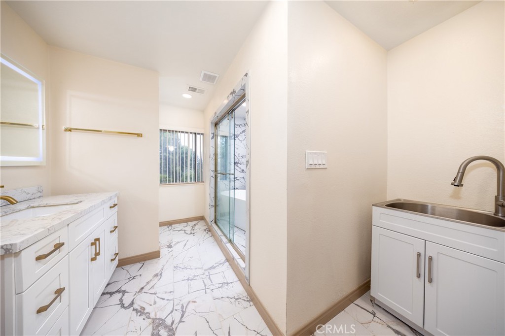 2831 Steeplechase Lane