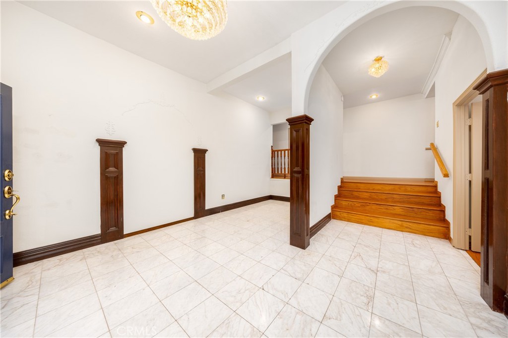 2831 Steeplechase Lane