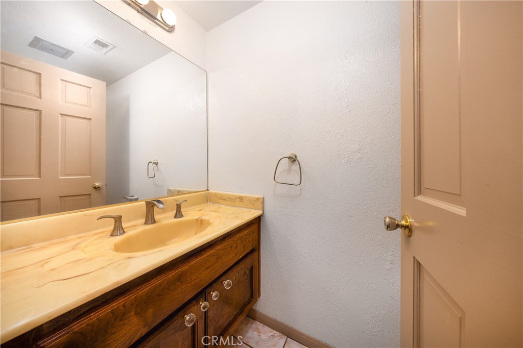 2831 Steeplechase Lane