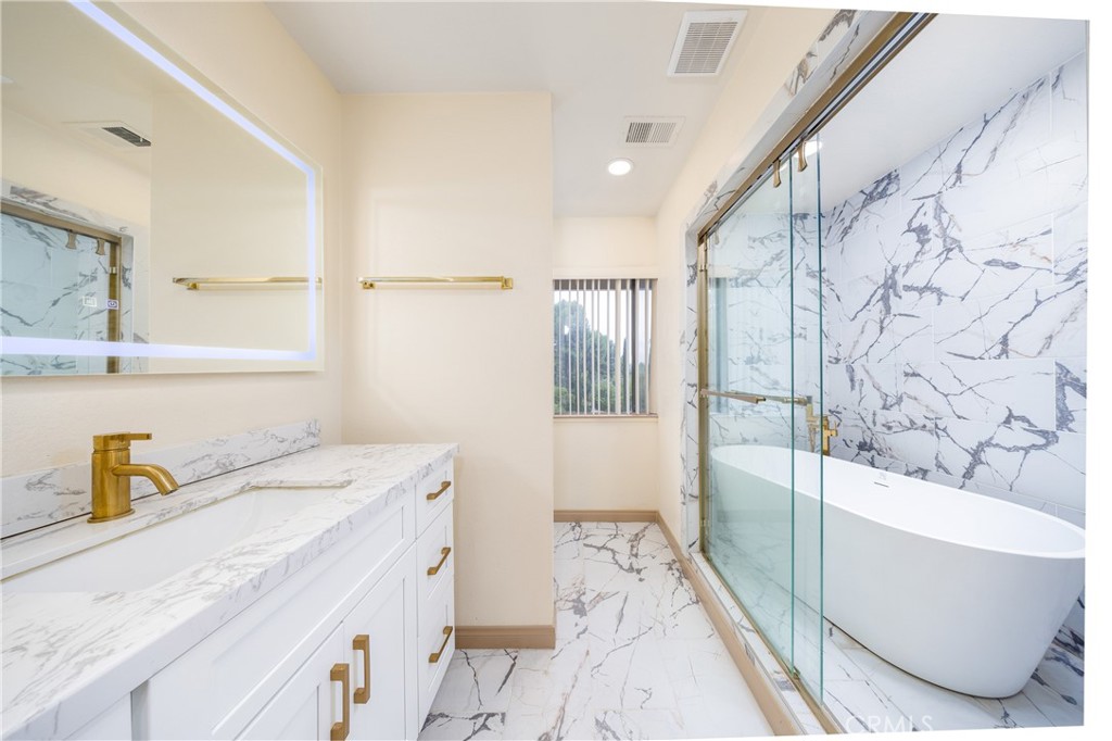 2831 Steeplechase Lane