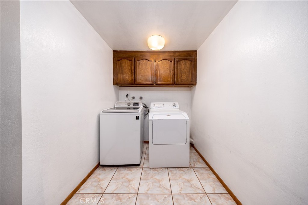 2831 Steeplechase Lane