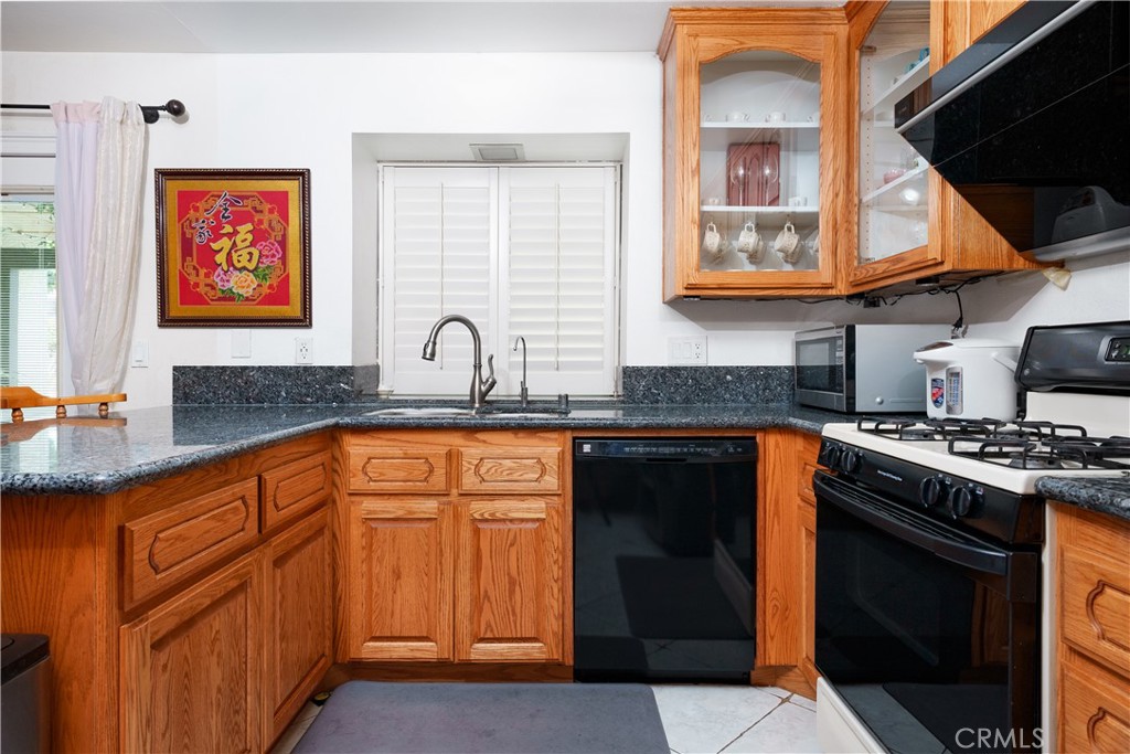 6595 Elderberry Court