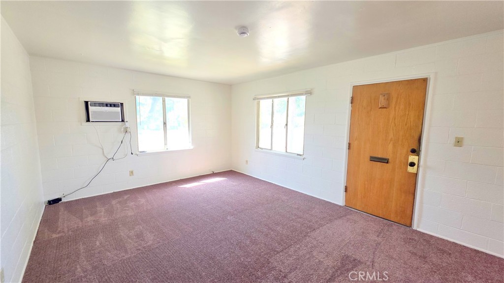 374 N 9th Avenue