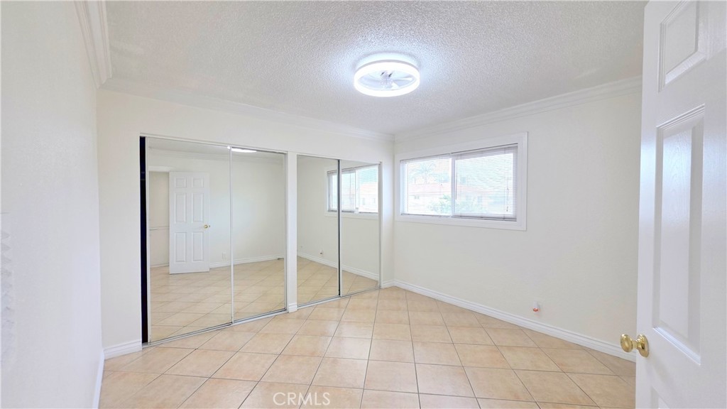 3733 Durfee 10