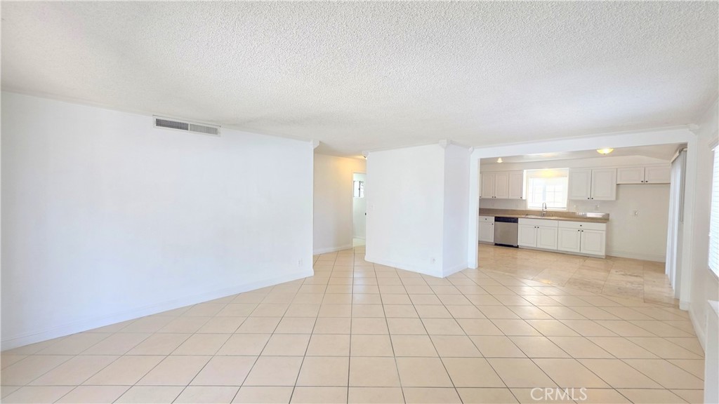 1185 Douglass Drive