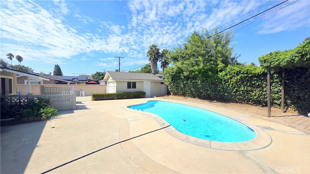 1185 Douglass Drive