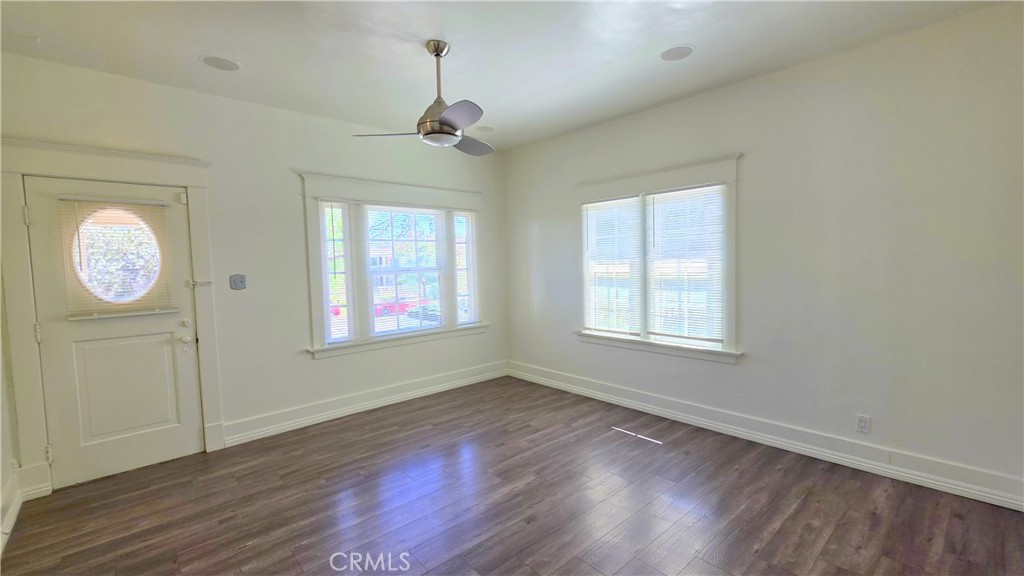 855 N Campus Avenue