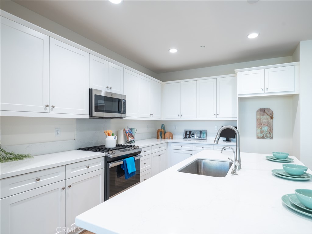 3011 E Silver Sky Dr