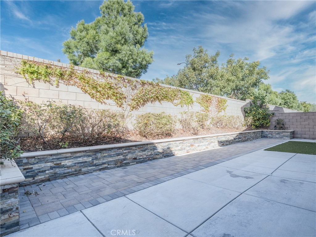 3011 E Silver Sky Dr