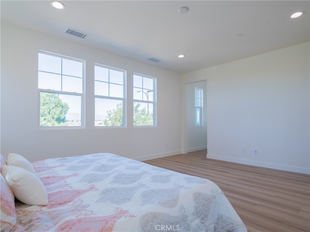 3011 E Silver Sky Dr