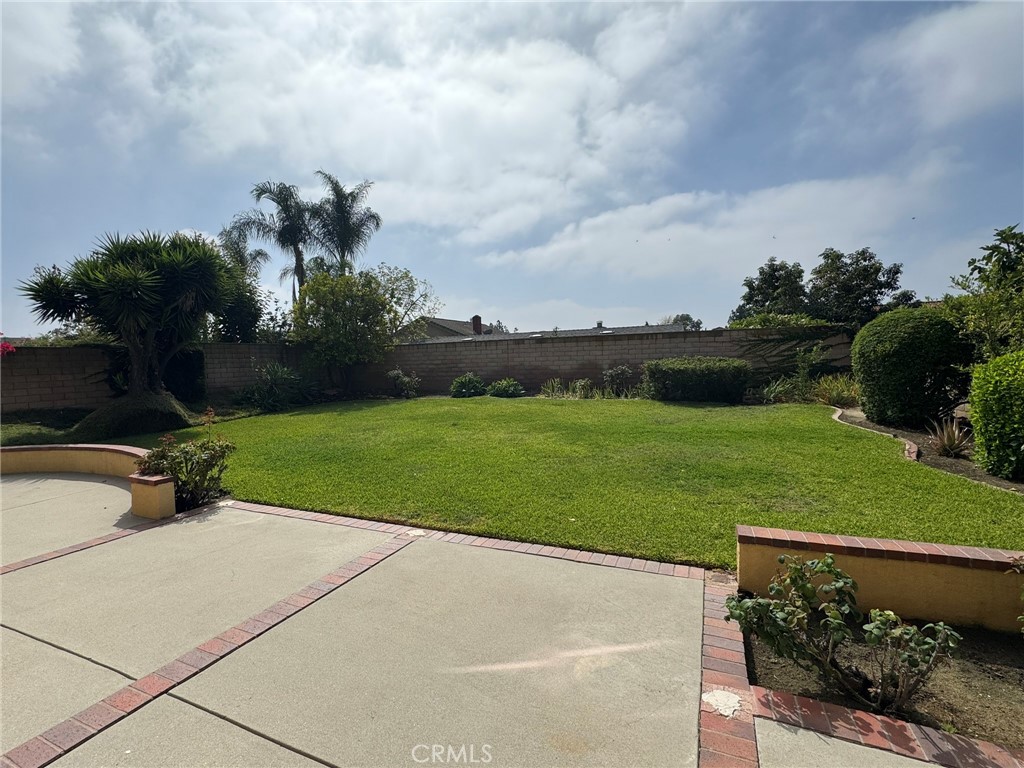 22522 Birds Eye Drive