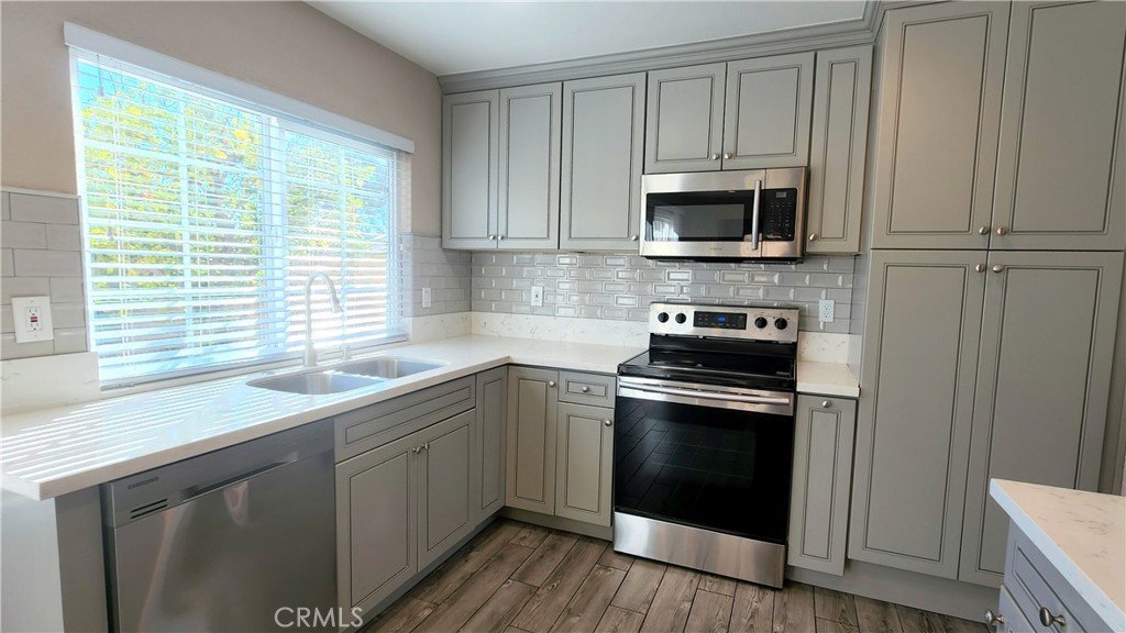 22522 Birds Eye Drive