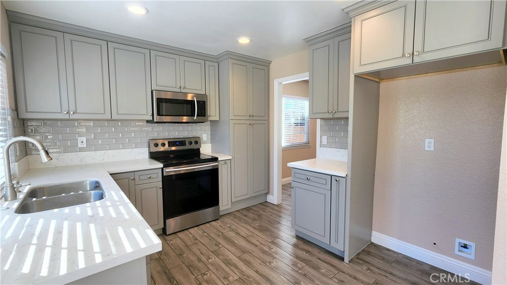 22522 Birds Eye Drive