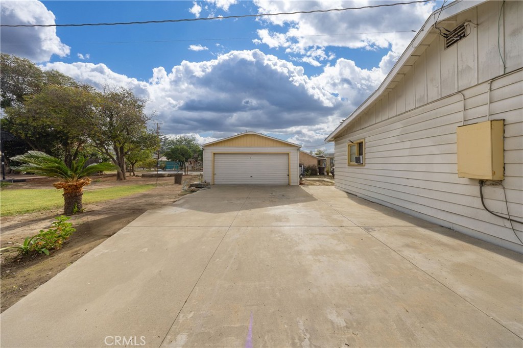 12203 Klingerman Street