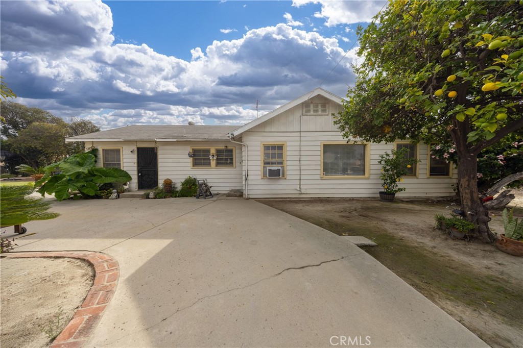 12203 Klingerman Street