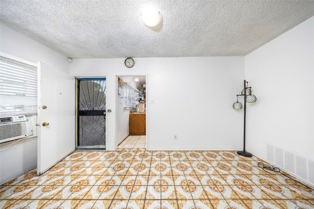 12203 Klingerman Street