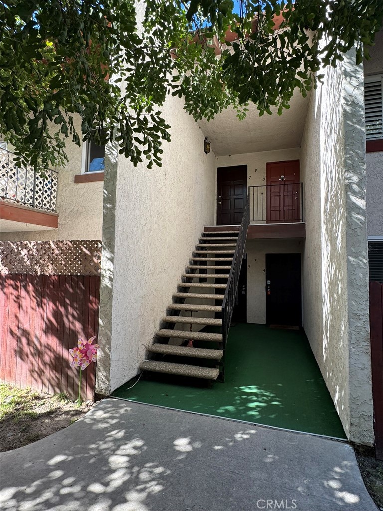 23659 Golden Springs F4
