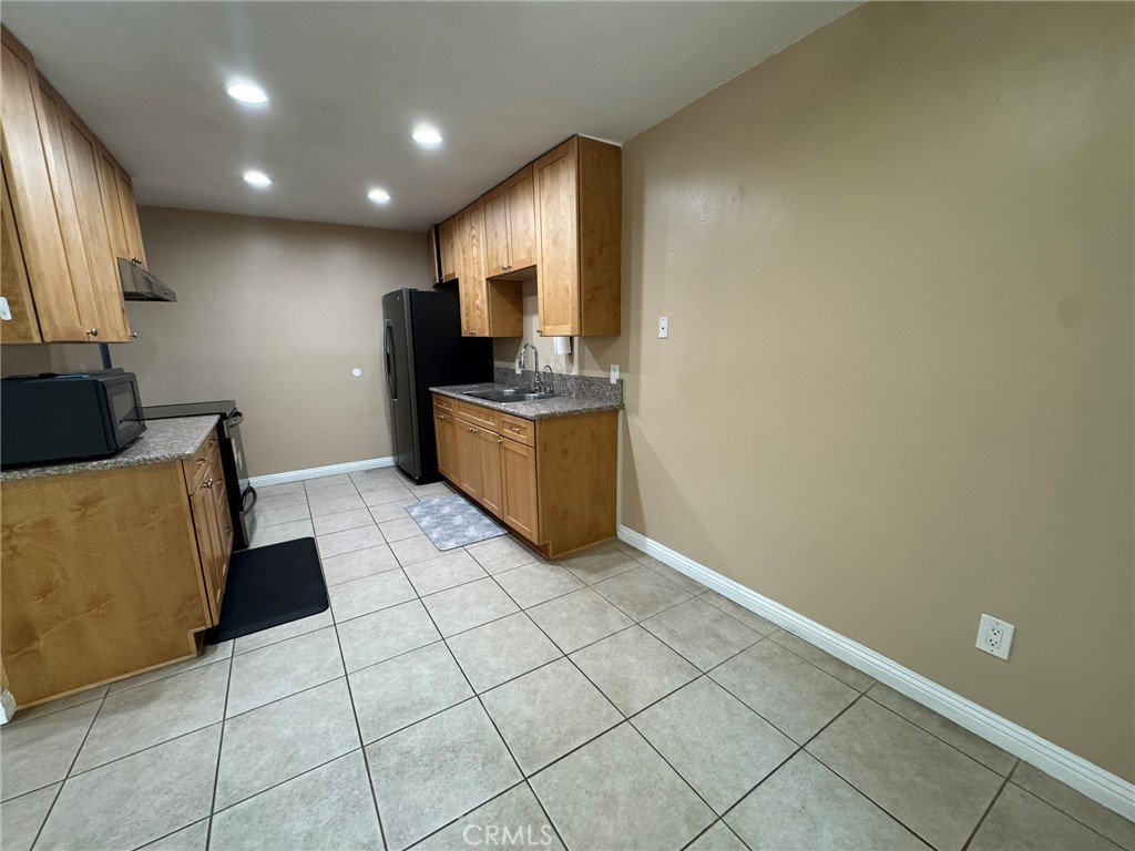 23659 Golden Springs F4
