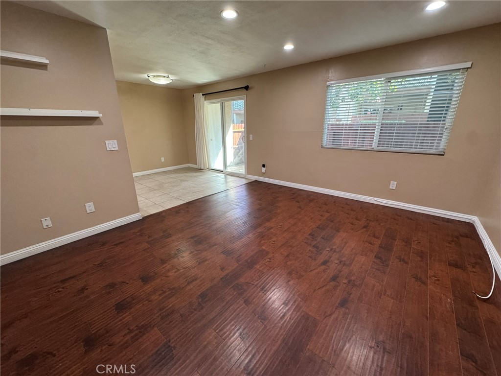 23659 Golden Springs F4