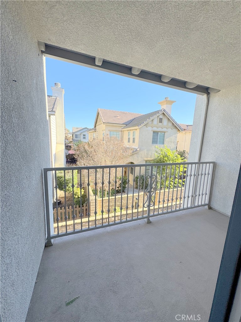 877 Havasu Street