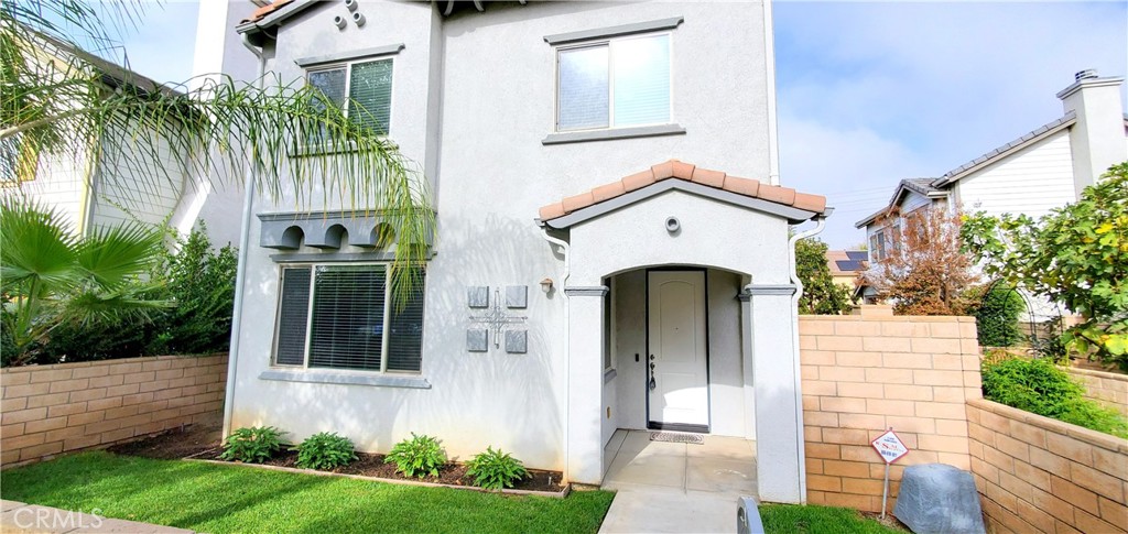 877 Havasu Street