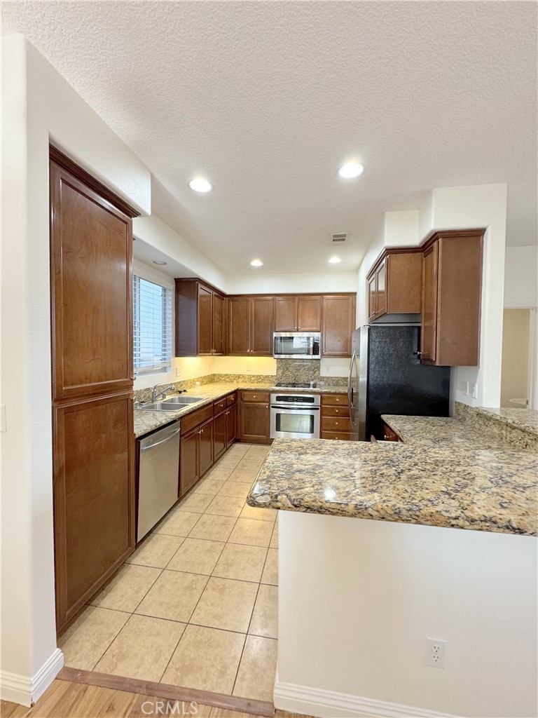 877 Havasu Street