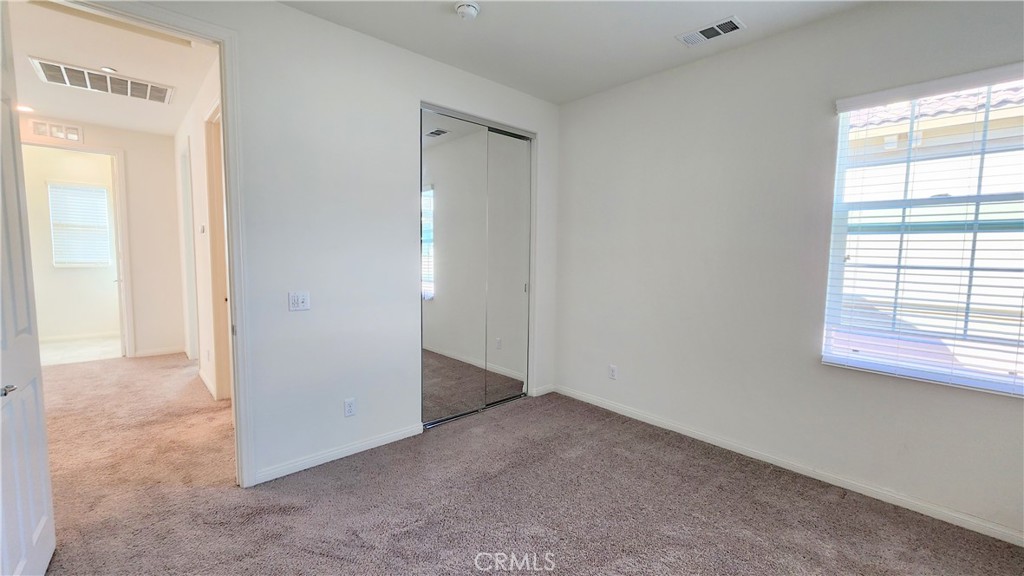 8614 Founders Grove