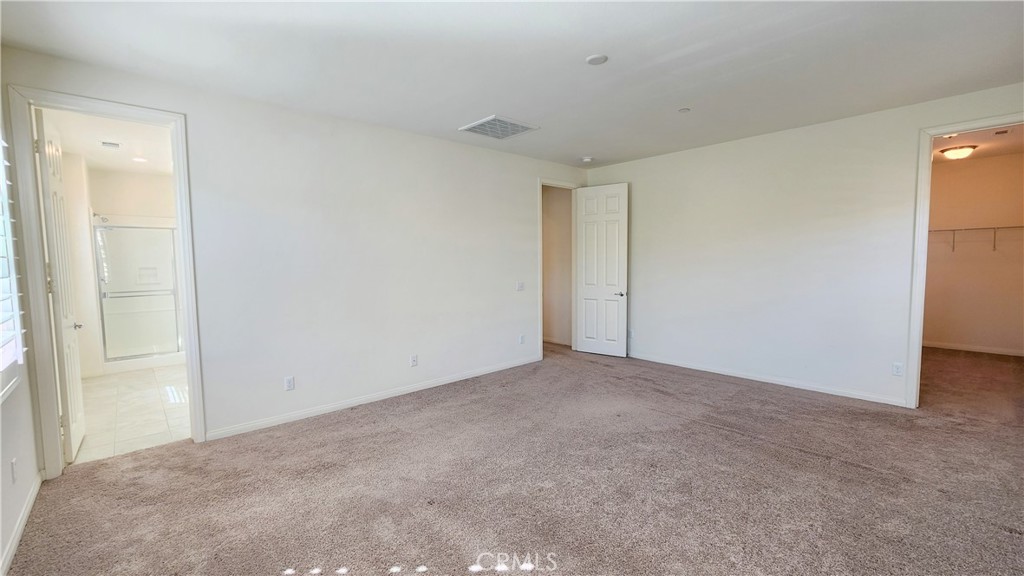 8614 Founders Grove