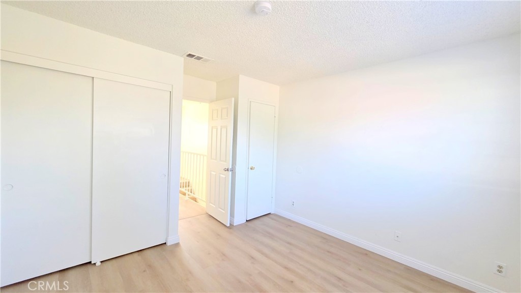 937 E Deodar Street 7
