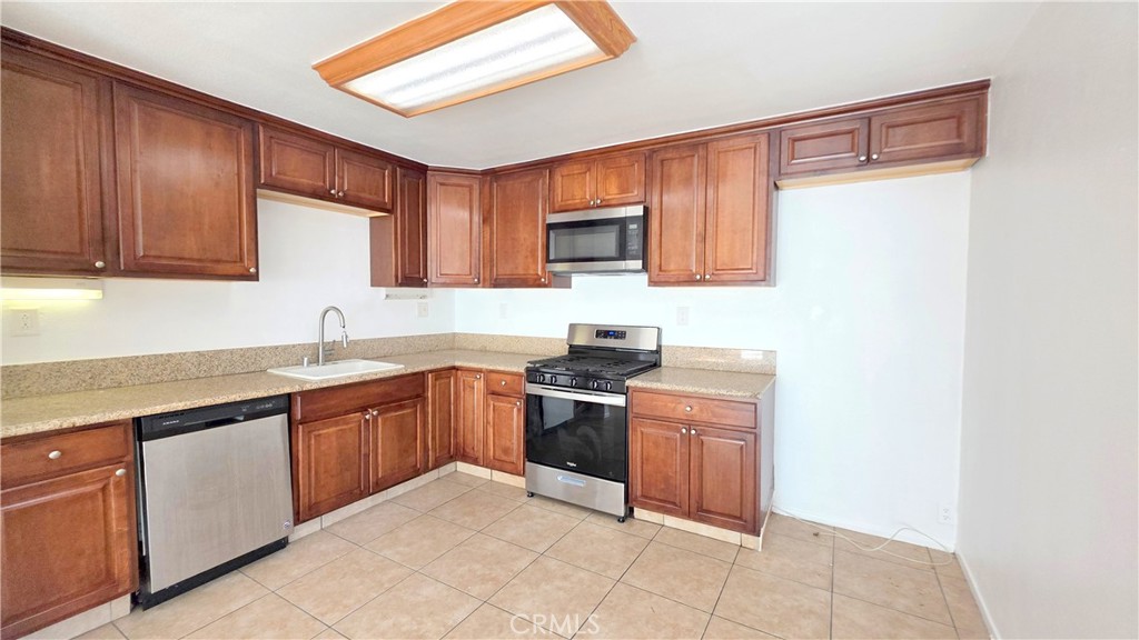 2632 S Calaveras Place