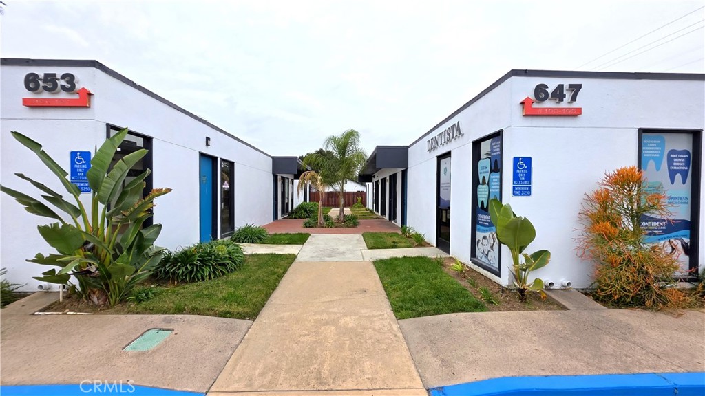647 E E Street 102