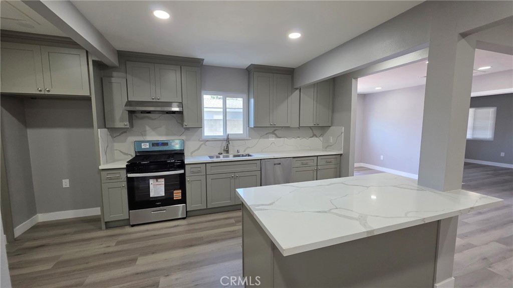 1186 W 9th