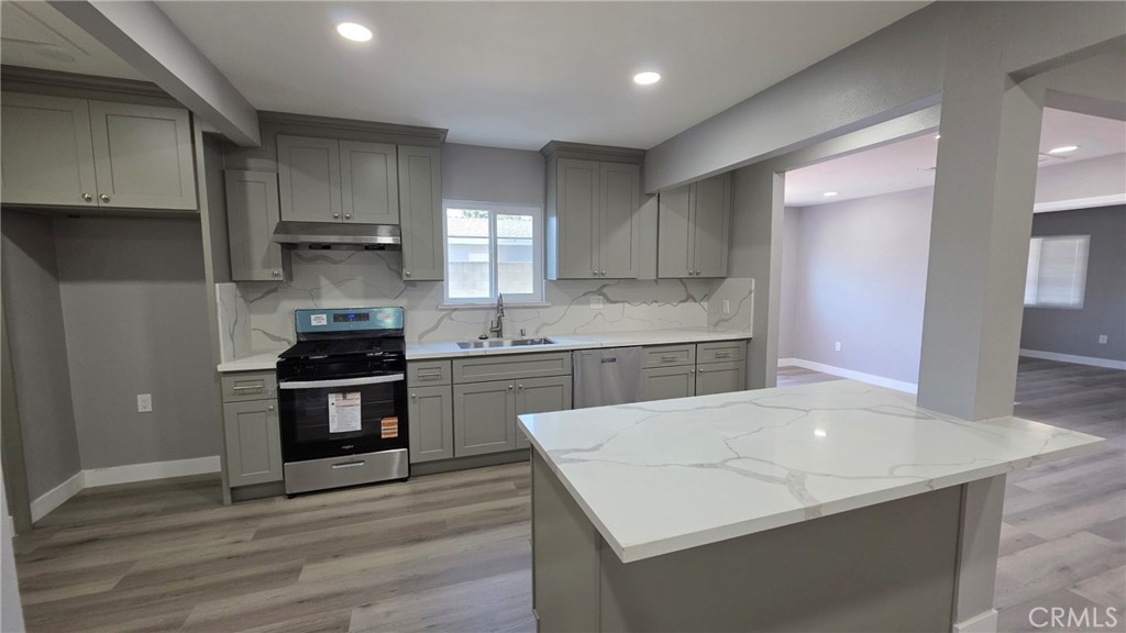 1186 W 9th