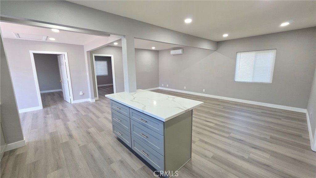 1186 W 9th