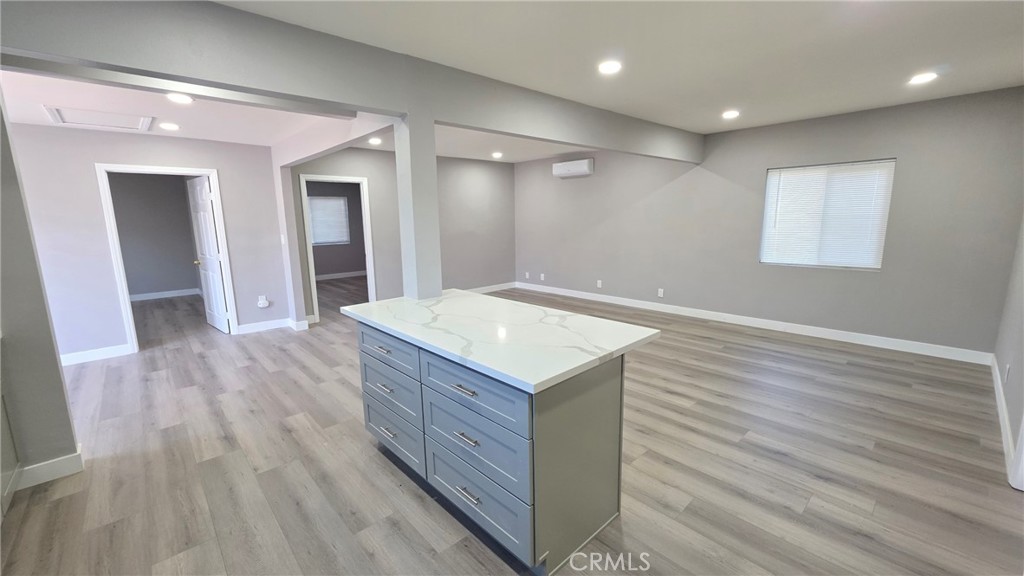 1186 W 9th