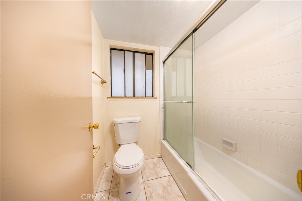 2831 Steeplechase Lane