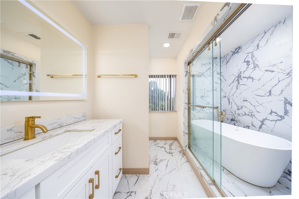 2831 Steeplechase Lane