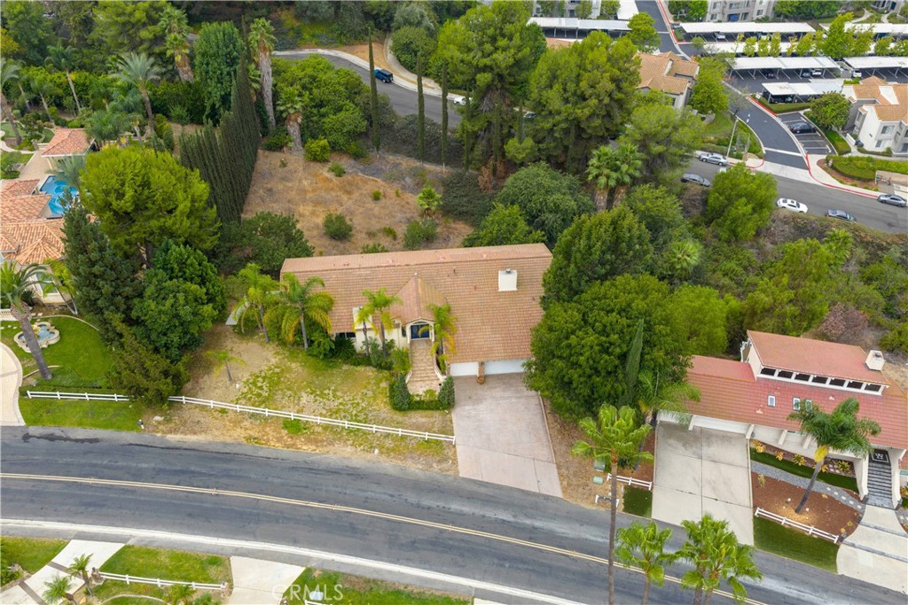 2831 Steeplechase Lane