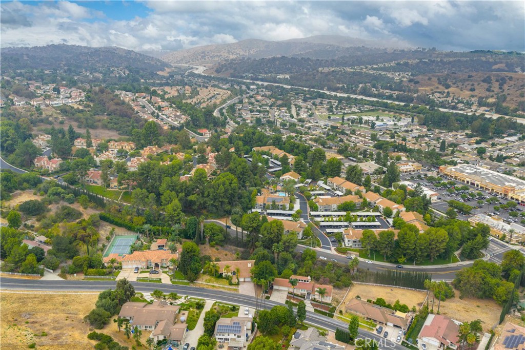 2831 Steeplechase Lane