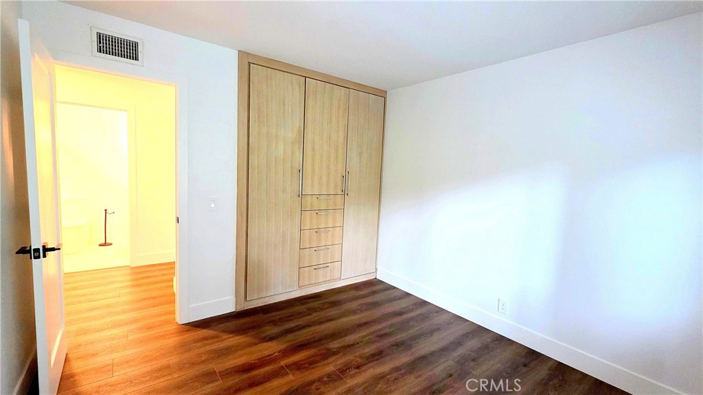 1546 Avenida Entrada