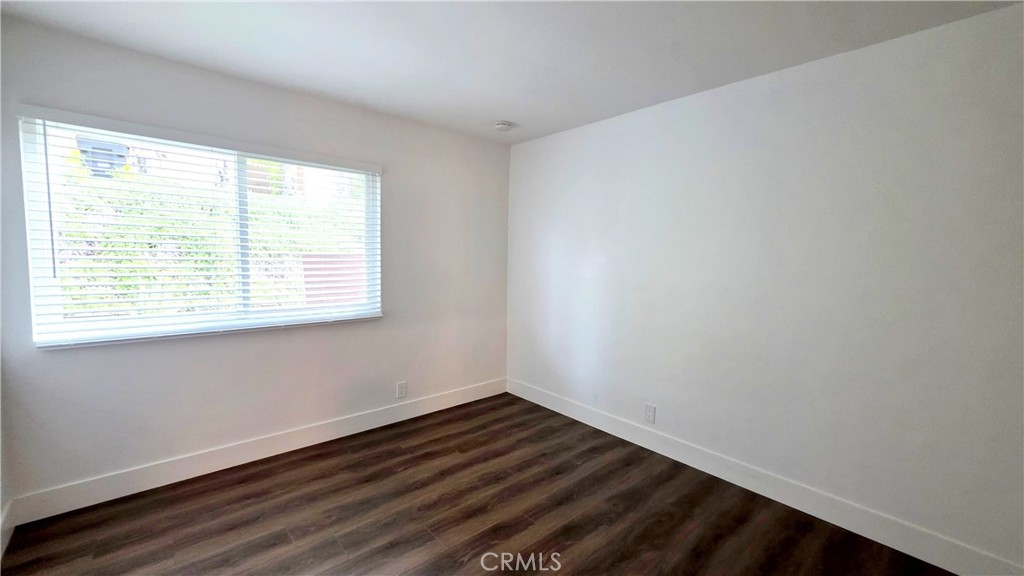 1546 Avenida Entrada