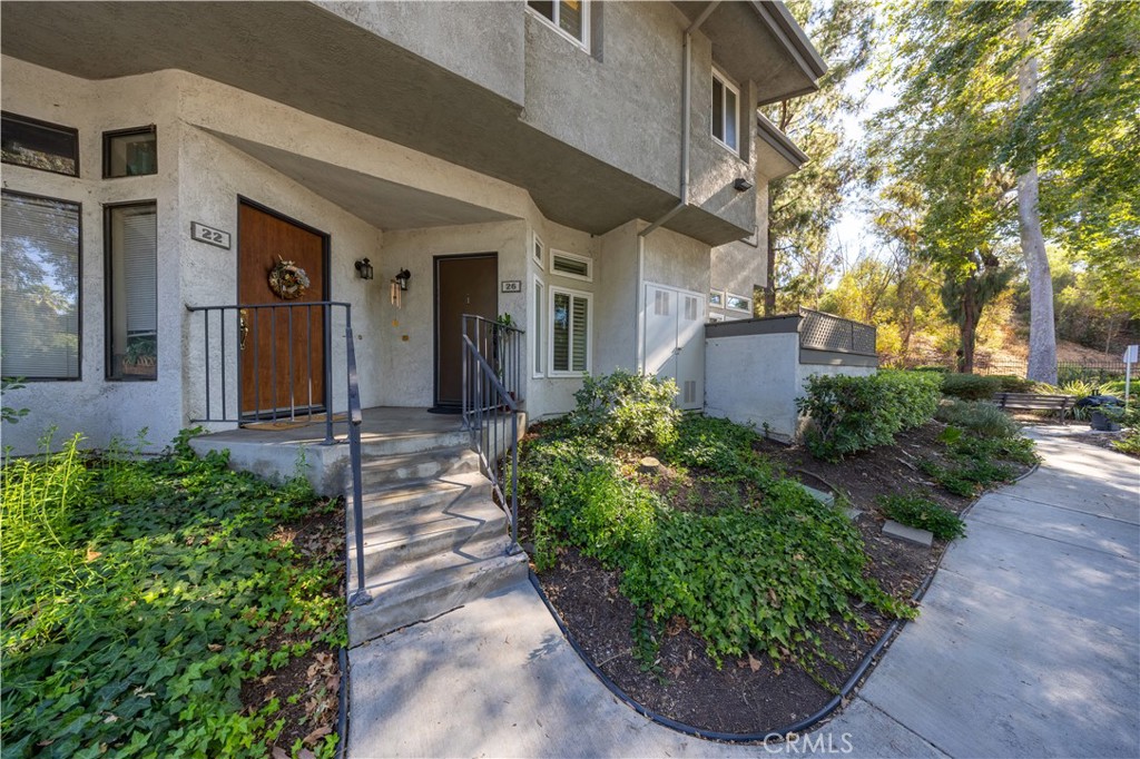26 Blackbird Lane
